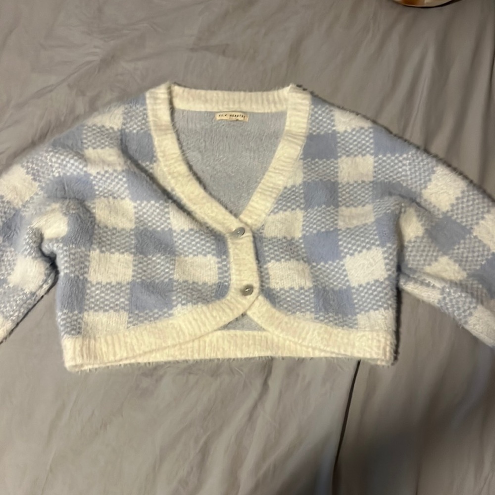 white and blue sweater from Pacsun. Size Medium.